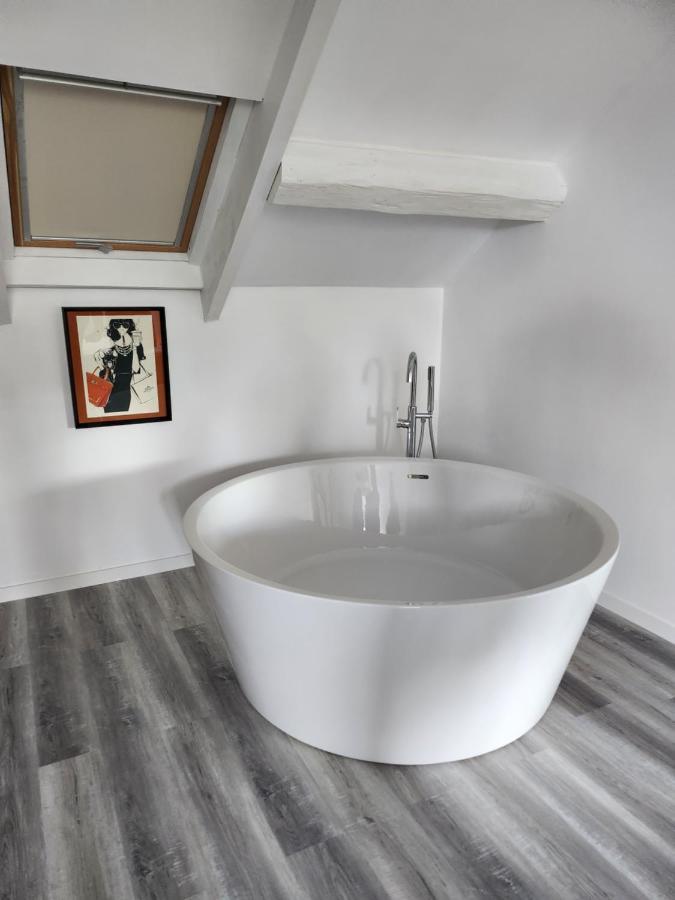 Maison Face A L'Abbaye D'Hautvillers - 2 Bedrooms 2 Bathrooms, Parking Exterior foto